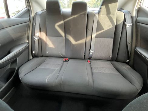 Used 2025 Nissan Sentra SV image 38