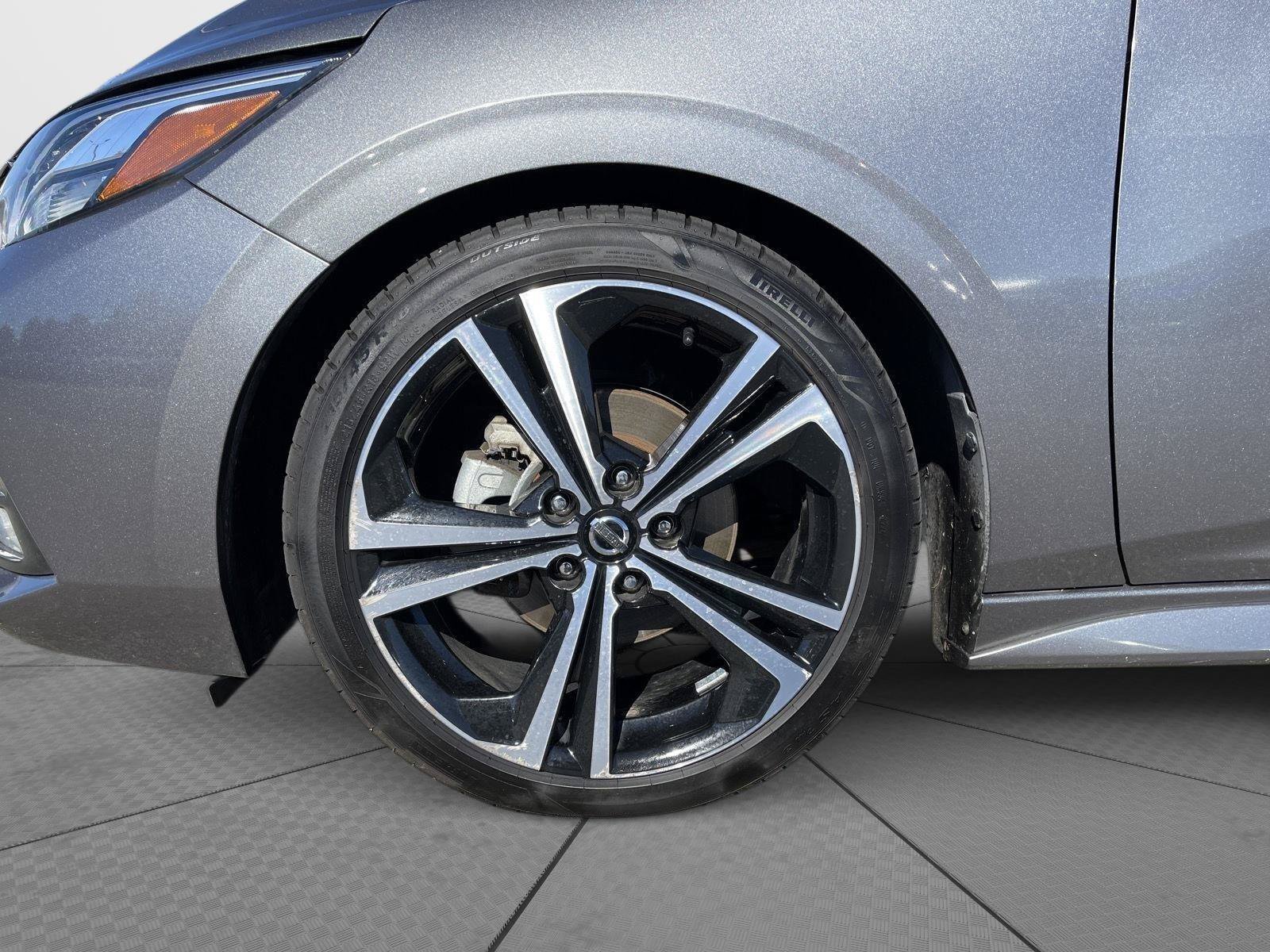 Used 2020 Nissan Sentra SR FWD image 23
