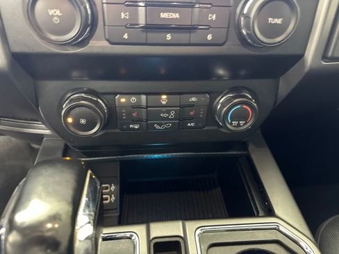 Used 2020 Ford F150 XLT w/ Equipment Group 302A Luxury image 23