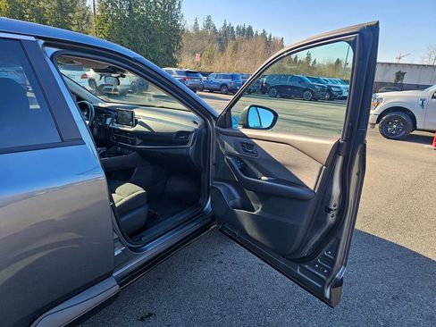 Used 2023 Nissan Rogue S image 25