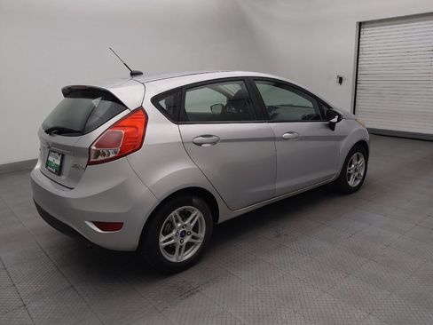 Used 2018 Ford Fiesta SE FWD image 10