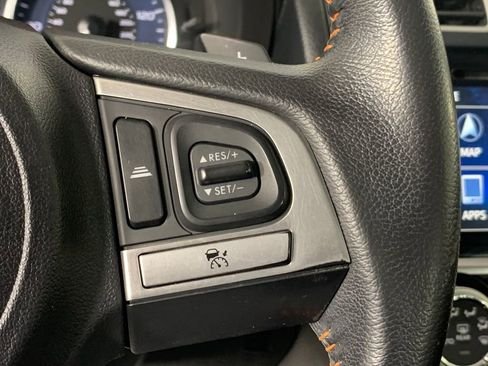 Used 2017 Subaru Crosstrek 2.0i Limited AWD/4WD image 21