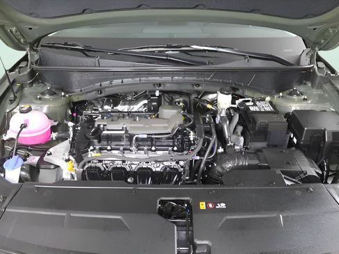 New 2026 Hyundai Tucson SE image 13