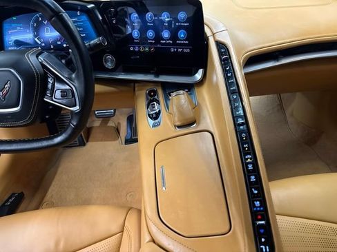 Used 2023 Chevrolet Corvette Stingray Premium Conv w/ Z51 Performance Package RWD image 21