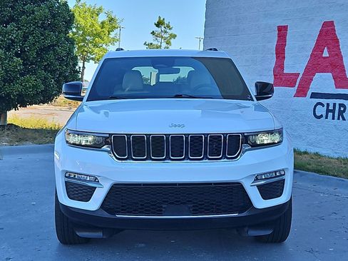Used 2025 Jeep Grand Cherokee Limited w/ Trailer Tow Package AWD/4WD image 2
