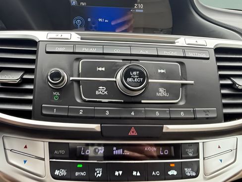 Used 2014 Honda Accord EX image 16