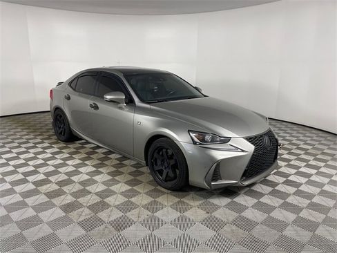 Used 2018 Lexus IS 350 F Sport image 17