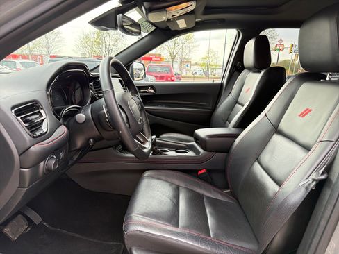 Used 2025 Dodge Durango GT image 13