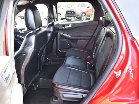 Used 2024 Ford Escape ST-Line w/ Tech Pack #1 AWD/4WD image 6