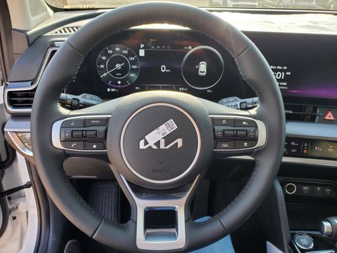 New 2025 Kia Sportage SX AWD/4WD image 20