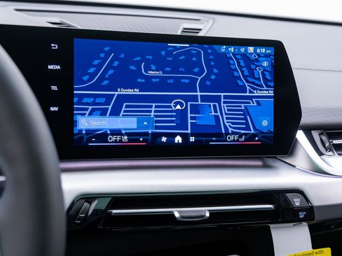 New 2026 BMW X2 xDrive28i w/ Technology Package image 25