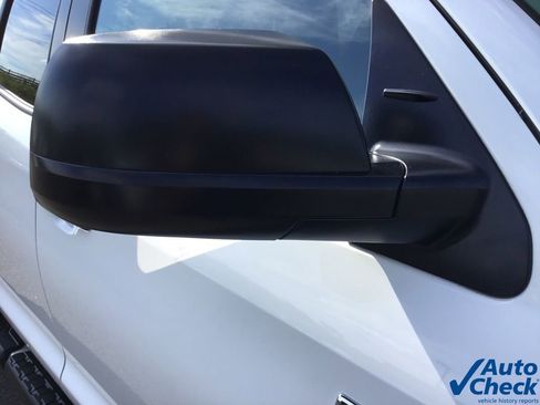 Used 2016 Toyota Tundra SR5 w/ TRD Off Road Package image 27