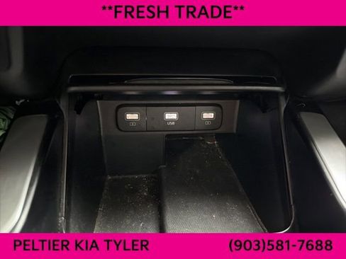 Used 2023 Kia Sorento LX FWD image 21