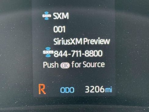 Used 2024 Toyota Sienna XLE FWD image 36