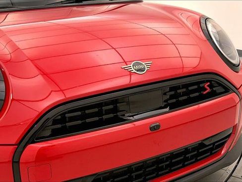 Certified 2025 MINI Cooper S image 29