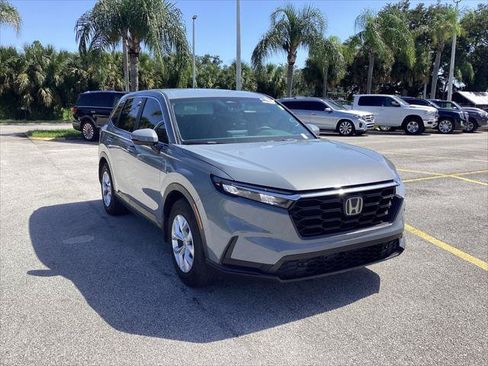 Used 2024 Honda CR-V LX image 3