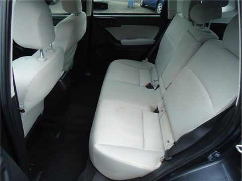 Used 2015 Subaru Forester 2.5i Premium w/ All-Weather Package image 13