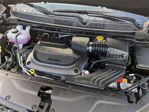 New 2026 Chrysler Pacifica Select image 35