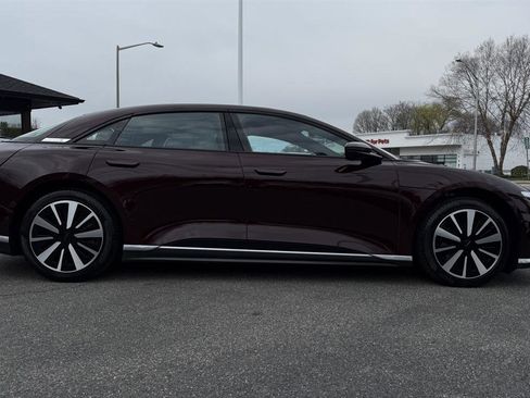 Used 2024 Lucid Air Touring image 16