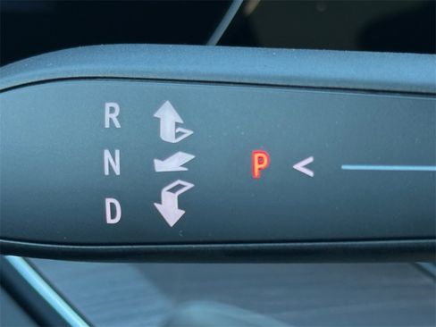 New 2026 Chevrolet Suburban Premier image 27