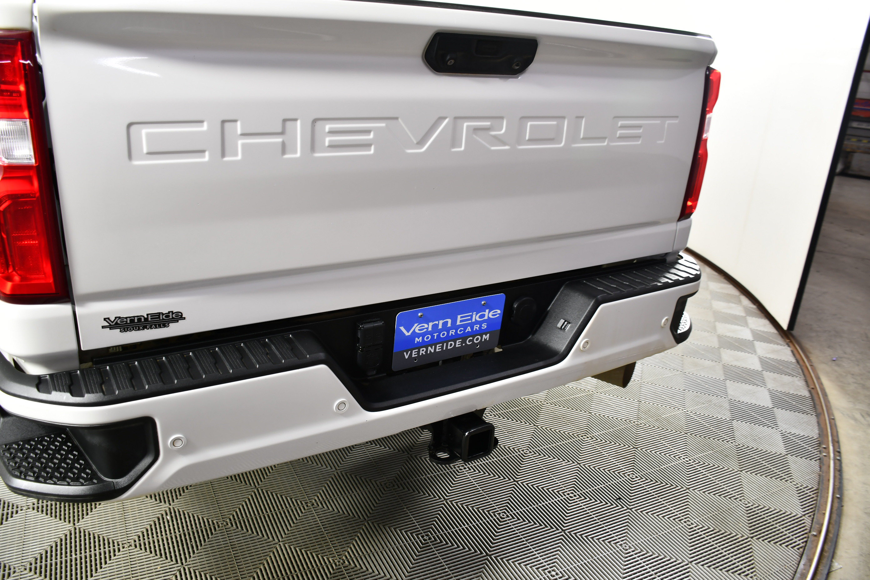 Used 2022 Chevrolet Silverado 3500 High Country w/ Safety Package II AWD/4WD image 15