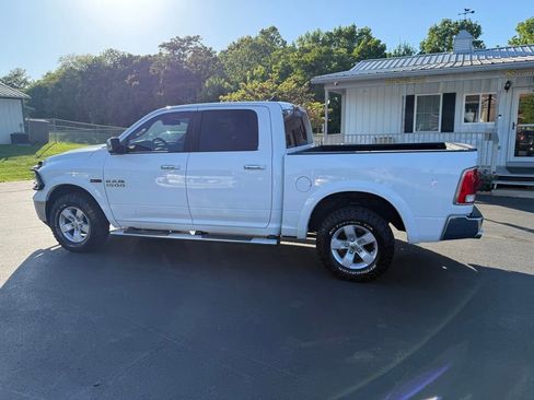 Used 2015 RAM 1500 Laramie AWD/4WD image 7