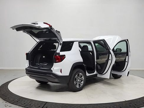 New 2026 GMC Terrain Elevation FWD image 15