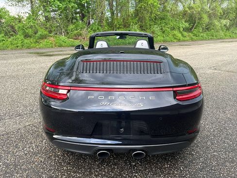 Certified 2017 Porsche 911 Carrera 4S AWD/4WD image 4