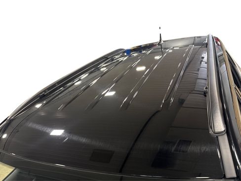 Used 2025 Jeep Compass Limited image 46