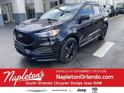 Used 2022 Ford Edge SE w/ Black Appearance Package