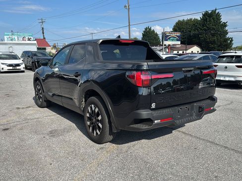 Certified 2025 Hyundai Santa Cruz SE AWD/4WD image 3