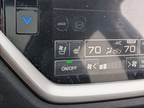 Certified 2023 Subaru Ascent Touring image 21