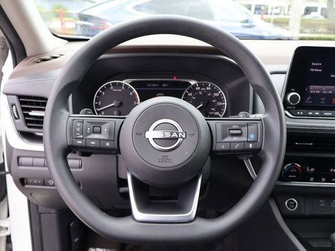 Used 2023 Nissan Rogue SV FWD image 37