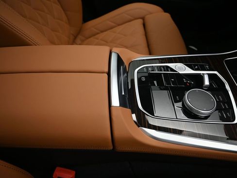 New 2026 BMW X5 xDrive40i w/ M Sport Package image 27