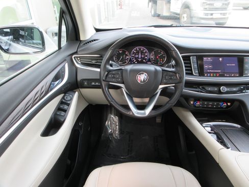 Used 2023 Buick Enclave Avenir w/ Trailering Package, 5000 lbs. AWD/4WD image 39