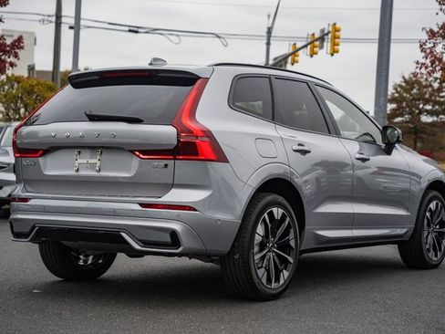 New 2026 Volvo XC60 B5 Plus w/ Protection Package Premier image 4
