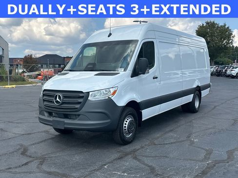 New 2025 Mercedes-Benz Sprinter 3500 image 3