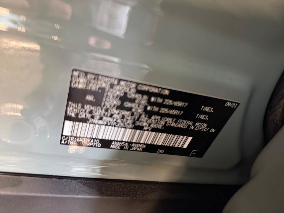 Certified 2023 Toyota RAV4 XLE AWD/4WD image 39
