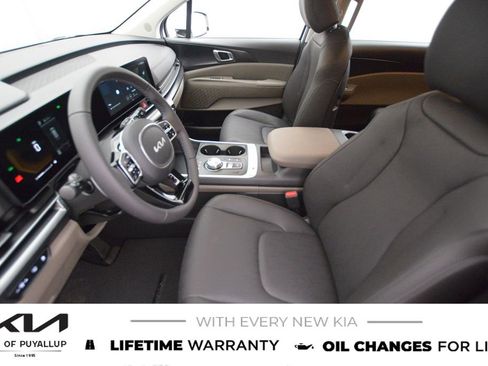 New 2026 Kia Carnival LXS image 10