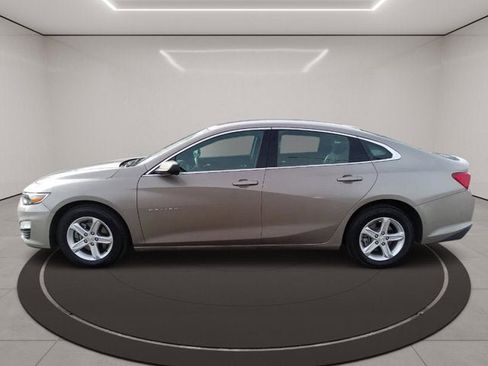 Used 2024 Chevrolet Malibu LT FWD image 7
