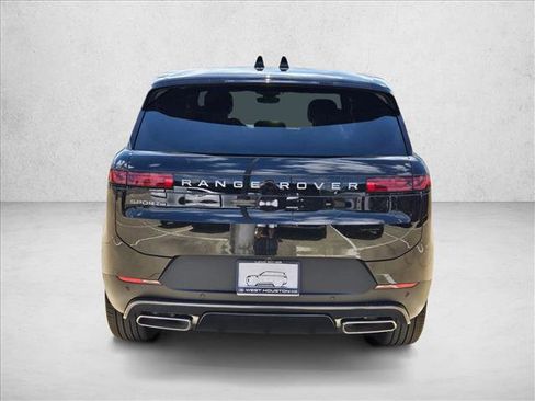 New 2026 Land Rover Range Rover Sport SE AWD/4WD image 8