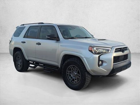 Used 2021 Toyota 4Runner Venture w/ Moonroof Package AWD/4WD image 3