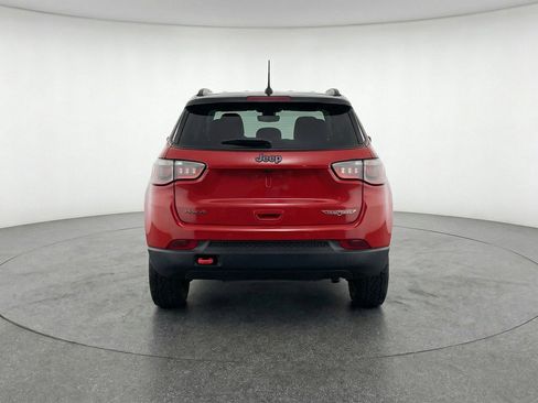 Used 2025 Jeep Compass Trailhawk AWD/4WD image 7