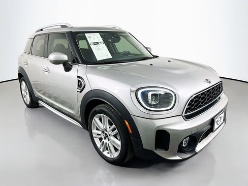 Certified 2024 MINI Cooper Countryman S FWD image 3