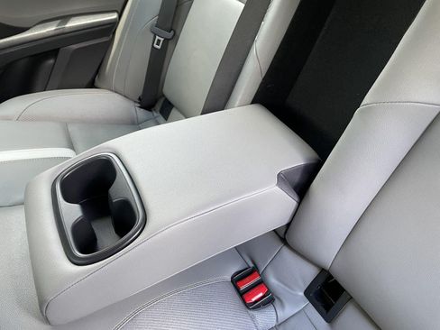 Used 2025 Toyota Camry SE w/ Convenience Package FWD image 39