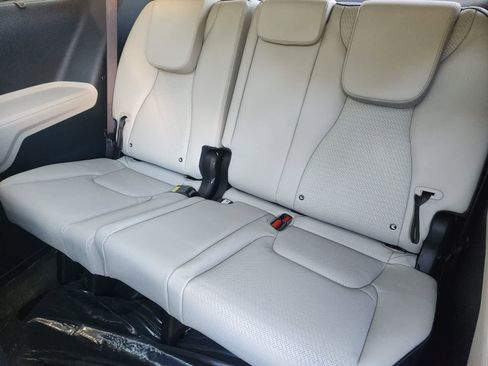 New 2026 Kia Carnival SX Prestige image 26