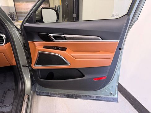 Used 2023 Kia Telluride SX image 29