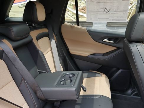 New 2027 Chevrolet Equinox ACTIV w/ Safety and Technology Package AWD/4WD image 16