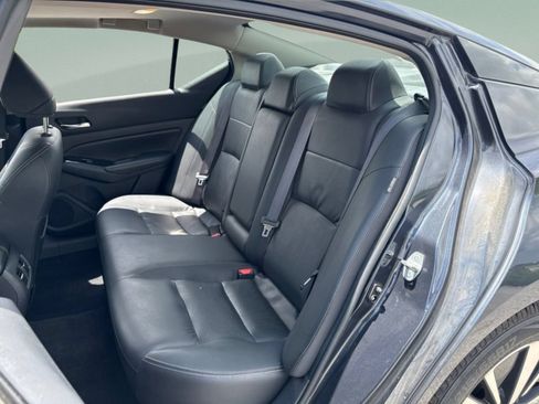 Used 2020 Nissan Altima 2.5 SL FWD image 20