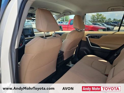 Used 2022 Toyota RAV4 LE AWD/4WD image 25